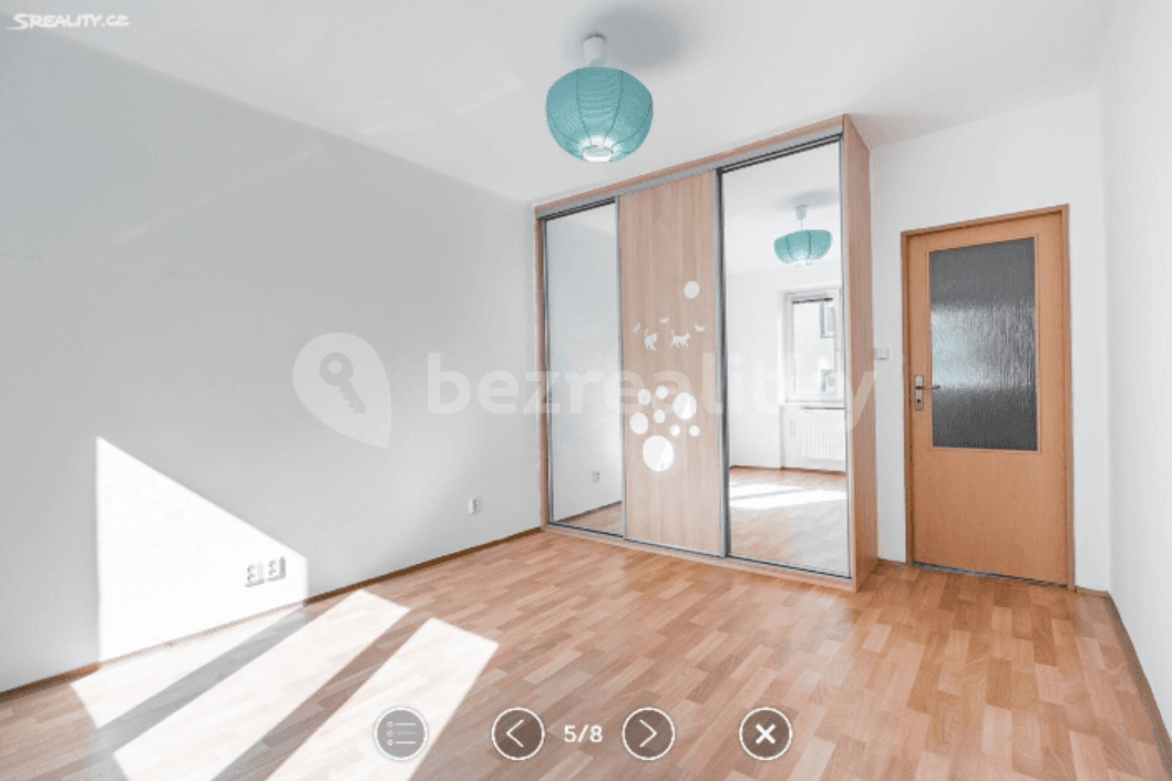 1 bedroom with open-plan kitchen flat to rent, 51 m², Drahobejlova, Prague, Prague 1 bedroom with open-plan kitchen flat to rent, 51 m², Drahobejlova, Prague, Prague