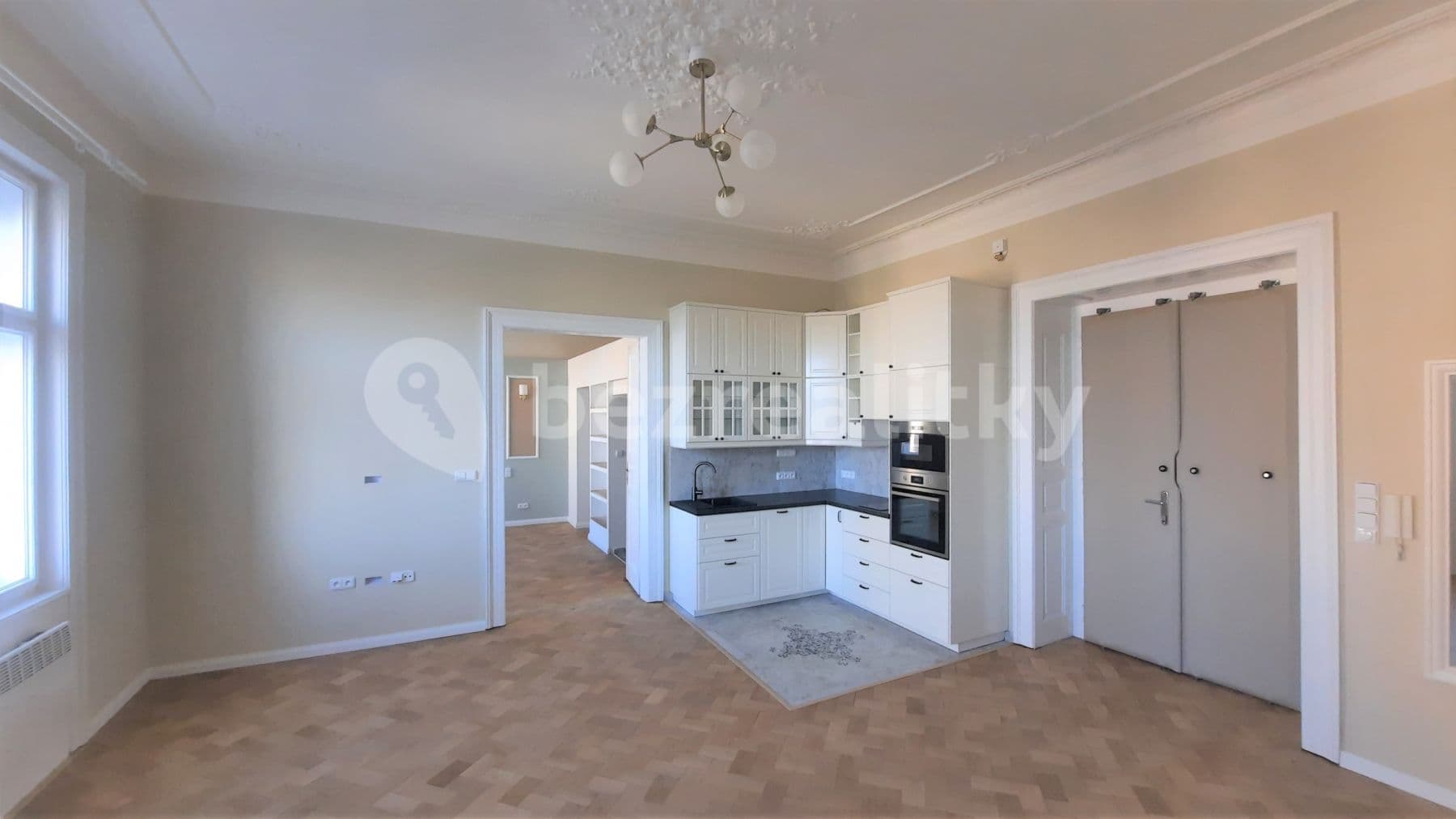 1 bedroom with open-plan kitchen flat to rent, 56 m², Na Smetance, Prague, Prague 1 bedroom with open-plan kitchen flat to rent, 56 m², Na Smetance, Prague, Prague