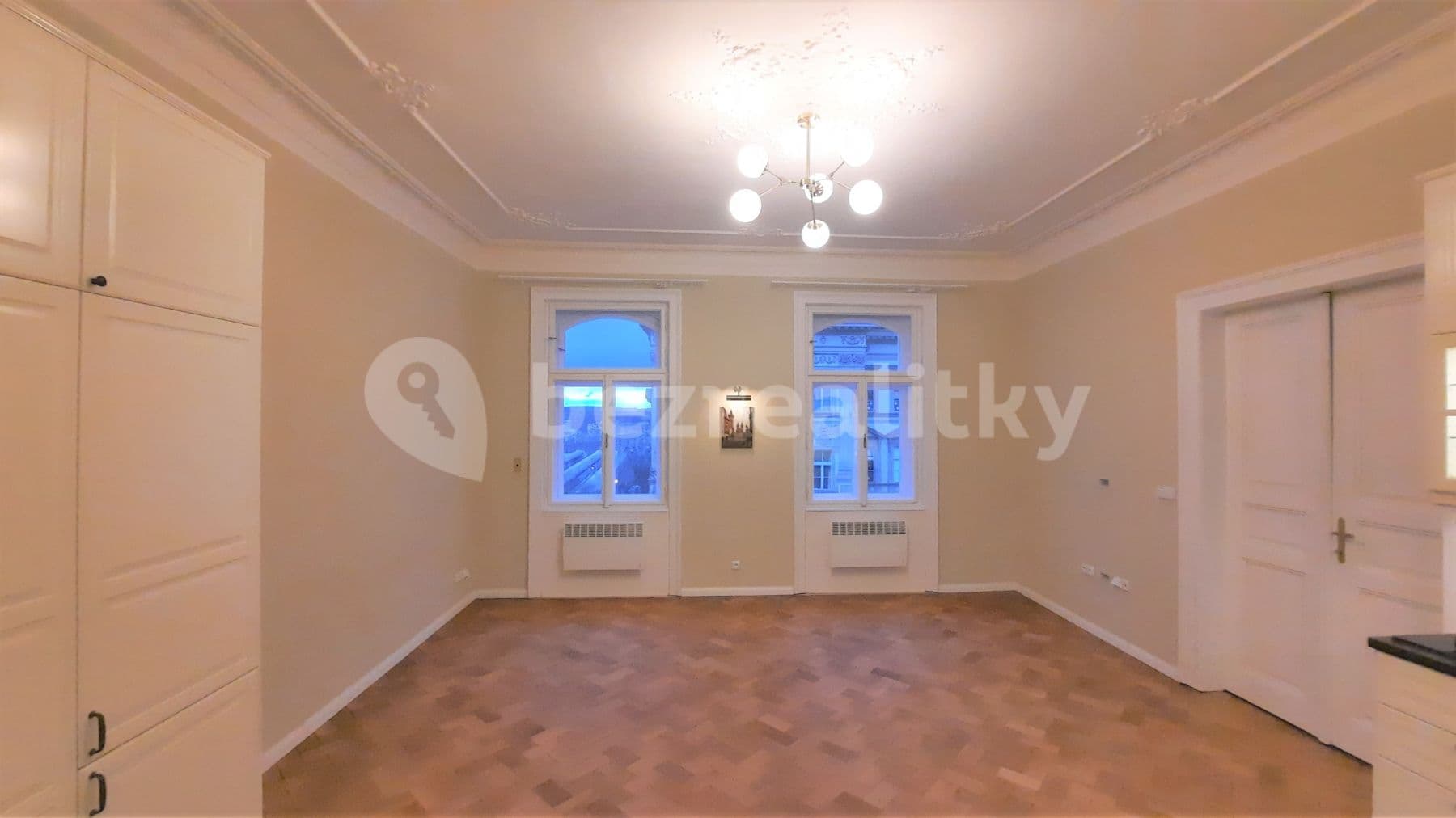 1 bedroom with open-plan kitchen flat to rent, 56 m², Na Smetance, Prague, Prague 1 bedroom with open-plan kitchen flat to rent, 56 m², Na Smetance, Prague, Prague