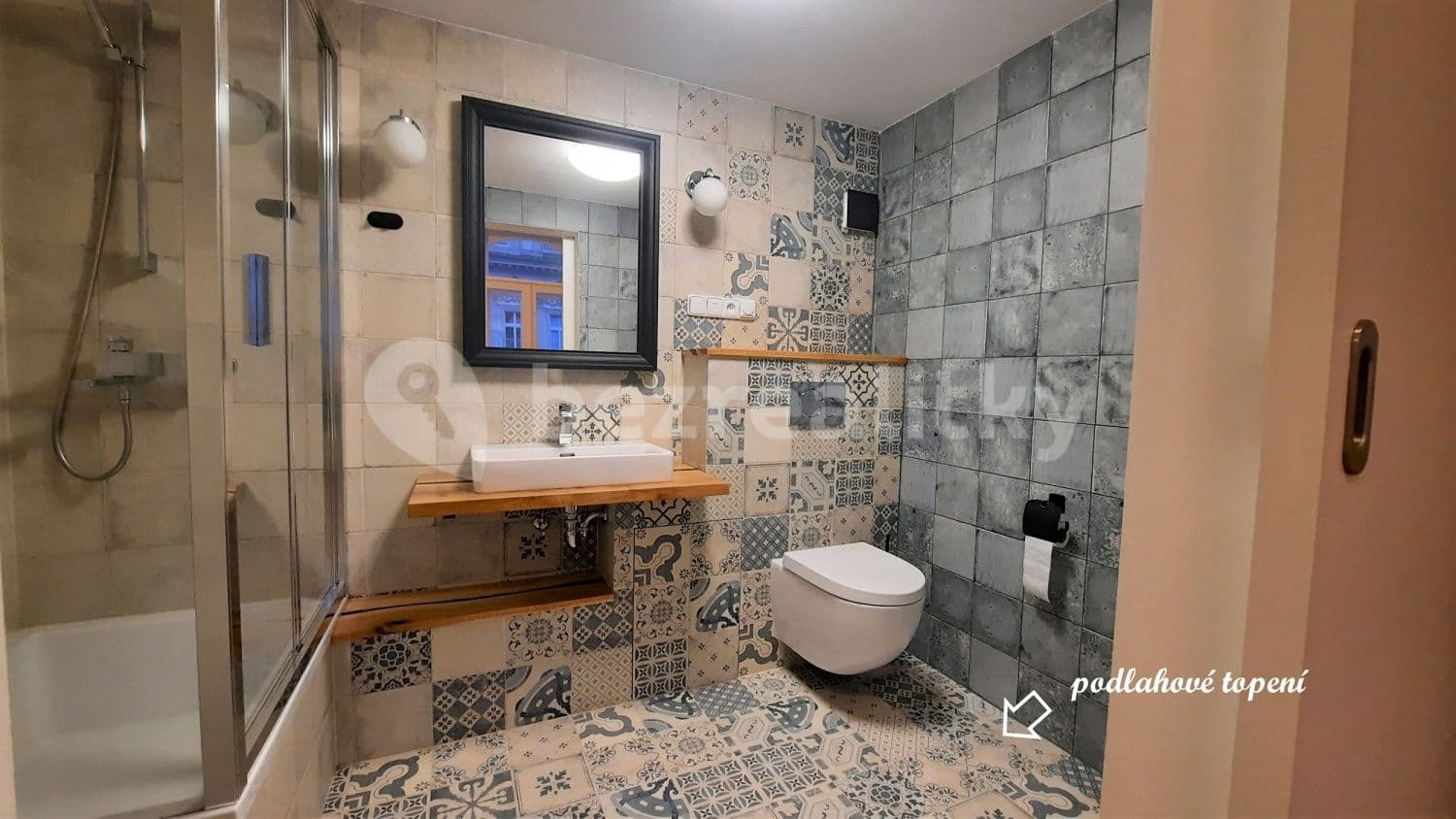 1 bedroom with open-plan kitchen flat to rent, 56 m², Na Smetance, Prague, Prague 1 bedroom with open-plan kitchen flat to rent, 56 m², Na Smetance, Prague, Prague