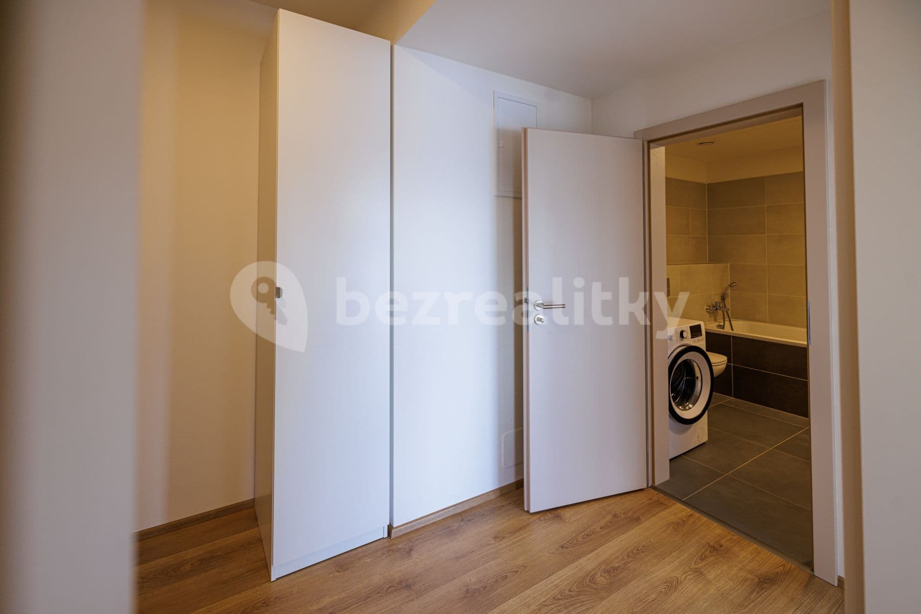 1 bedroom with open-plan kitchen flat to rent, 65 m², Prague, Prague 1 bedroom with open-plan kitchen flat to rent, 65 m², Prague, Prague