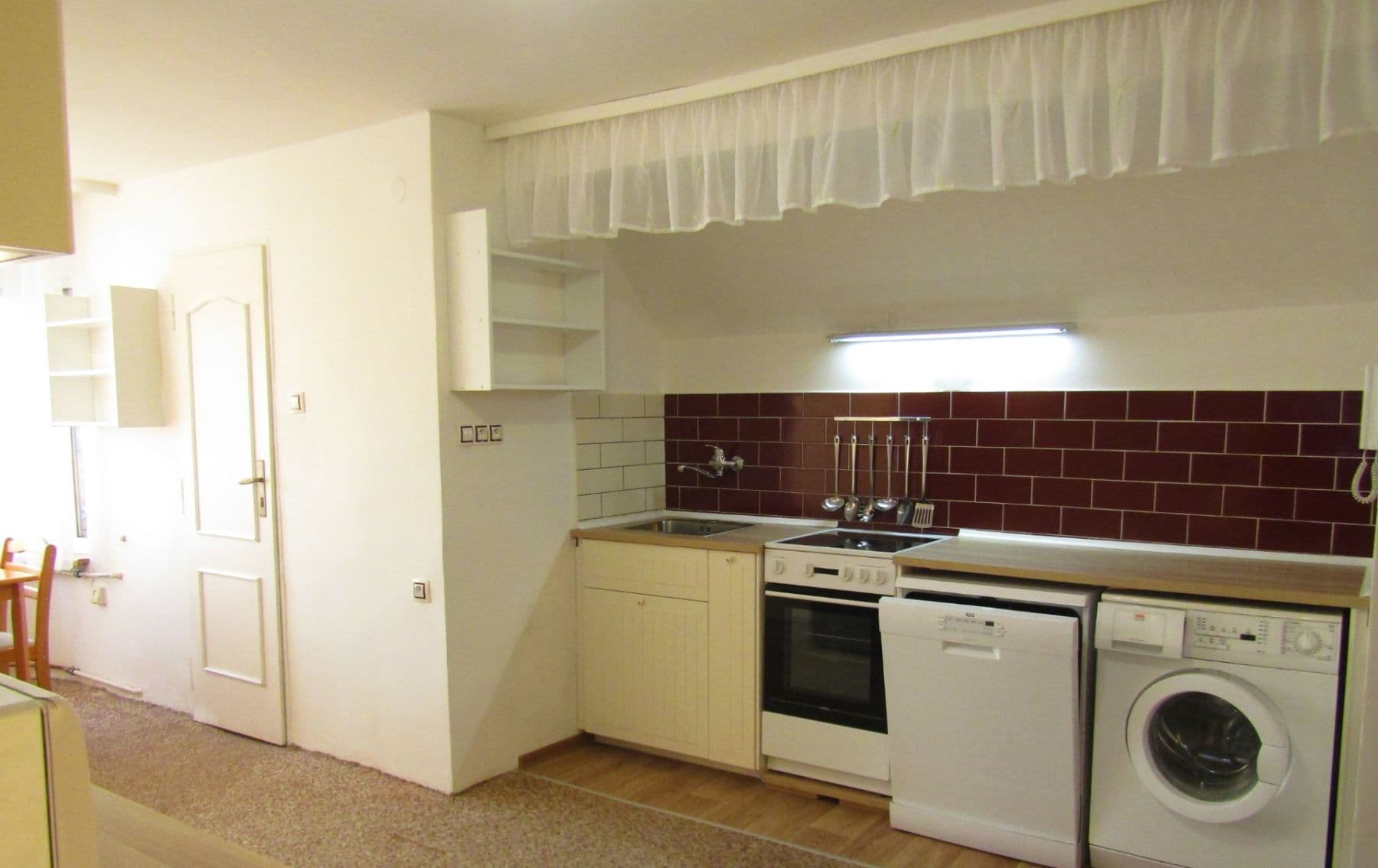 2 bedroom flat to rent, 54 m², Řepská, Prague, Prague 2 bedroom flat to rent, 54 m², Řepská, Prague, Prague
