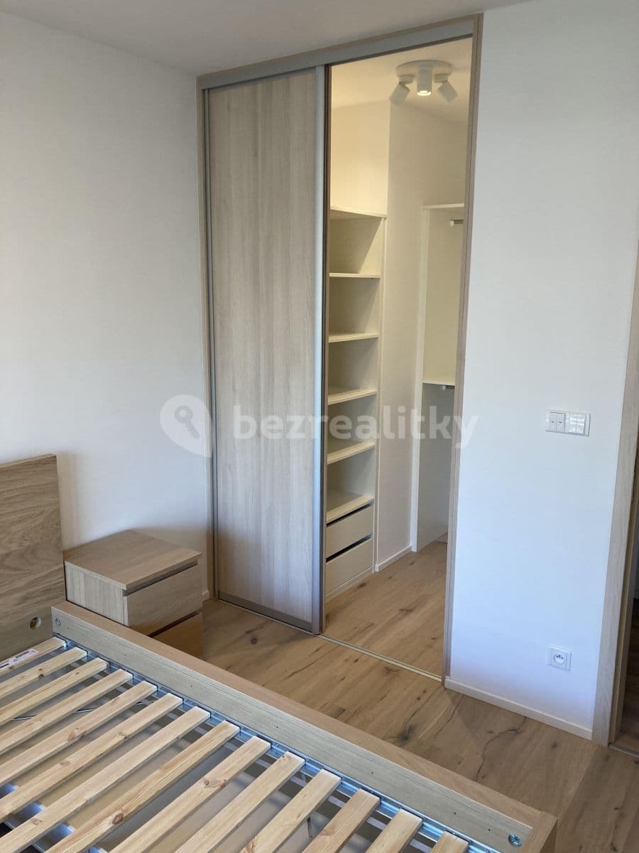 1 bedroom with open-plan kitchen flat to rent, 48 m², Kurandové, Prague, Prague 1 bedroom with open-plan kitchen flat to rent, 48 m², Kurandové, Prague, Prague