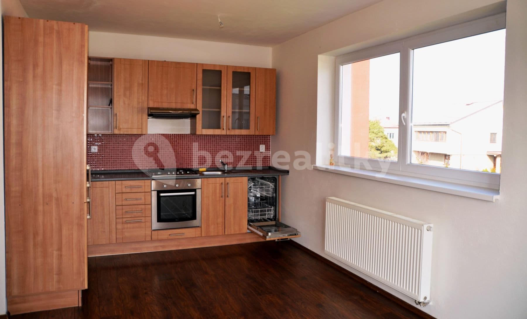 1 bedroom with open-plan kitchen flat to rent, 53 m², Za Kaštany, Plzeň, Plzeňský Region 1 bedroom with open-plan kitchen flat to rent, 53 m², Za Kaštany, Plzeň, Plzeňský Region