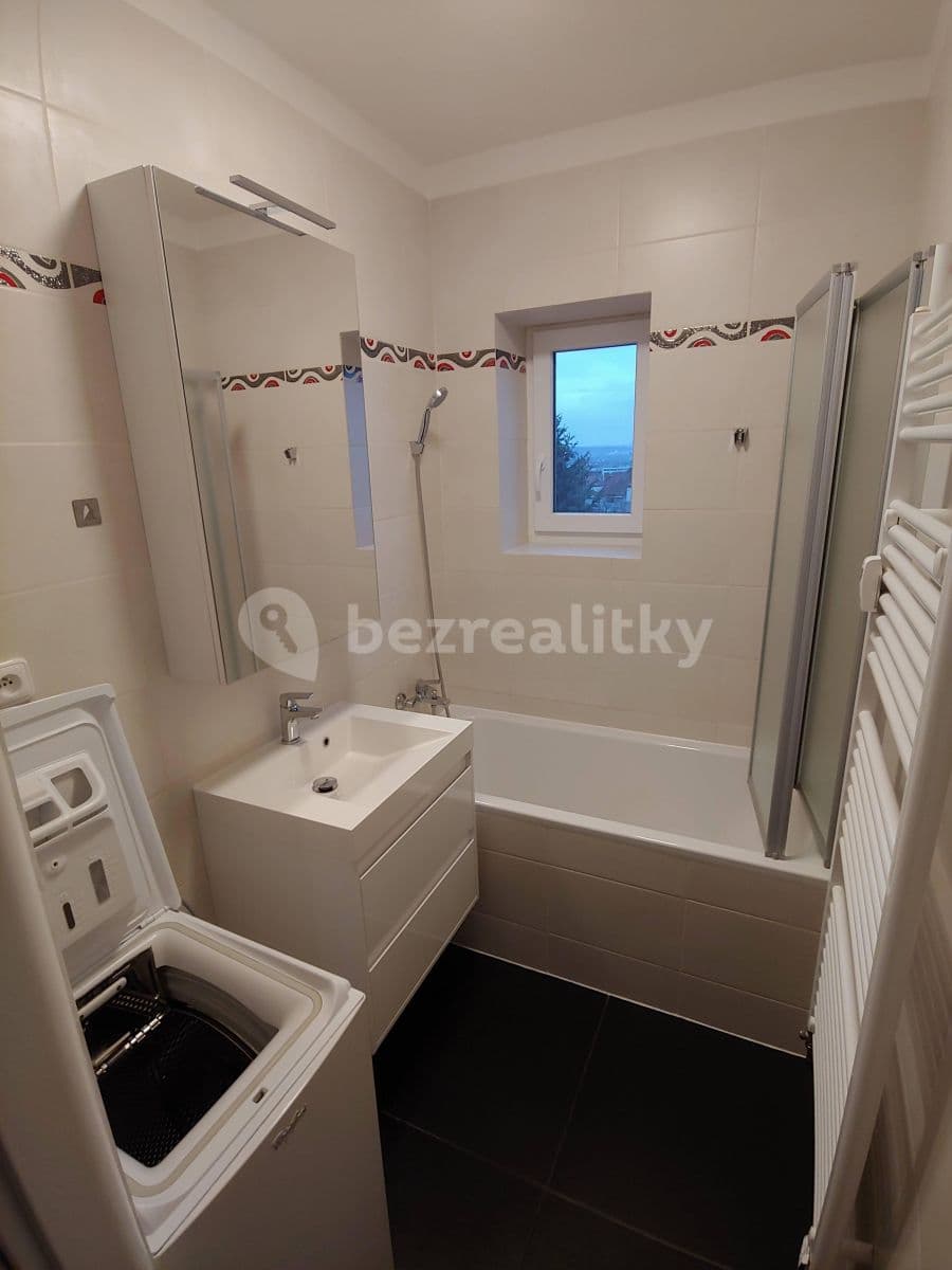 2 bedroom flat to rent, 71 m², Na Třebešíně, Prague, Prague 2 bedroom flat to rent, 71 m², Na Třebešíně, Prague, Prague