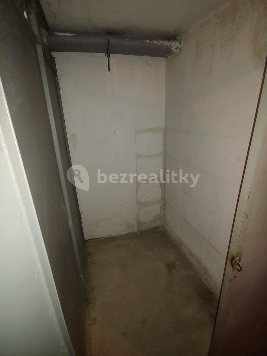 2 bedroom flat to rent, 71 m², Na Třebešíně, Prague, Prague 2 bedroom flat to rent, 71 m², Na Třebešíně, Prague, Prague