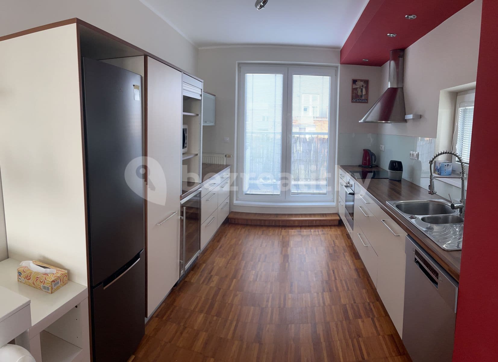 2 bedroom with open-plan kitchen flat to rent, 86 m², Karla Zicha, Prague, Prague 2 bedroom with open-plan kitchen flat to rent, 86 m², Karla Zicha, Prague, Prague