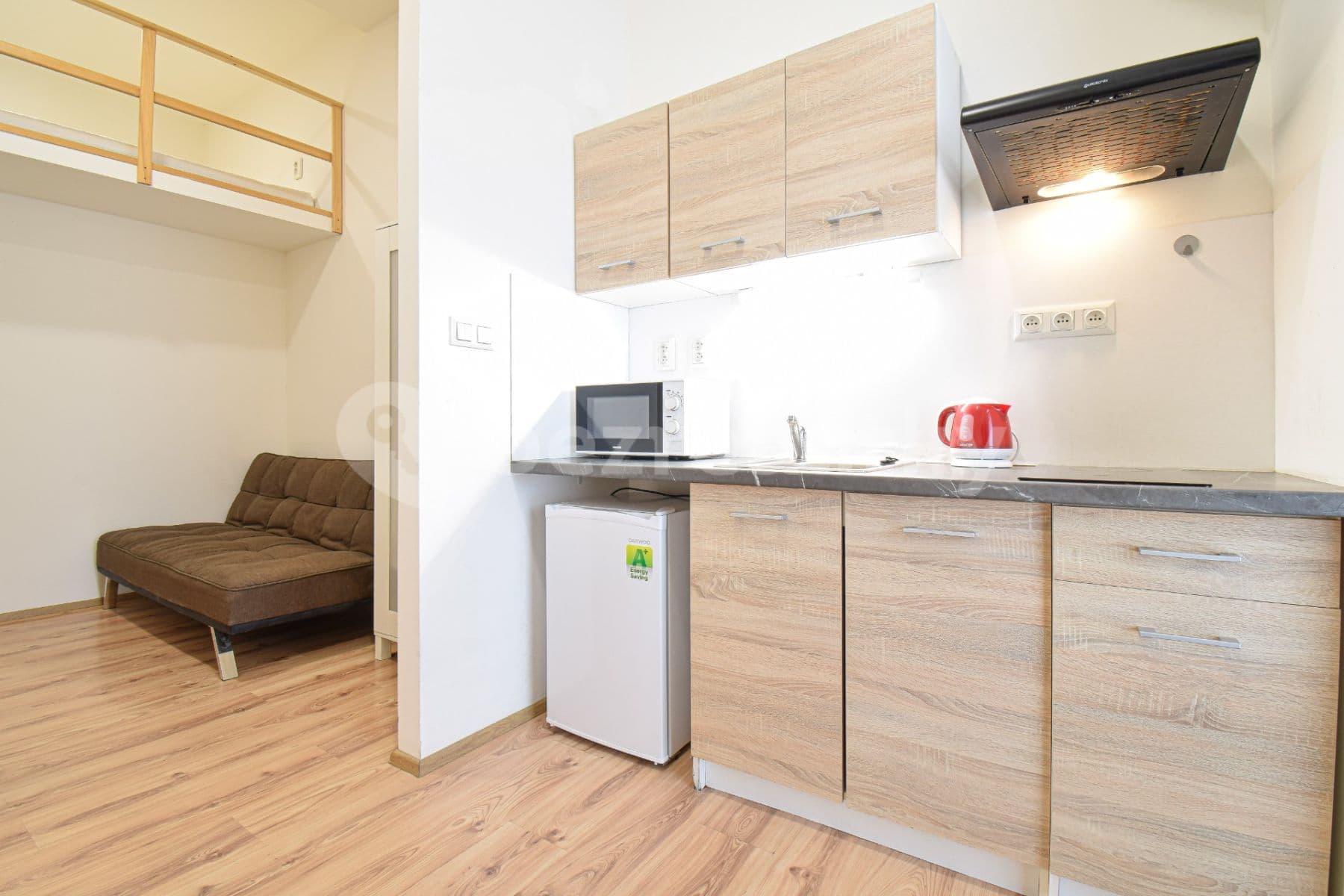 Studio flat to rent, 23 m², Mendlovo náměstí, Brno, Jihomoravský Region Studio flat to rent, 23 m², Mendlovo náměstí, Brno, Jihomoravský Region