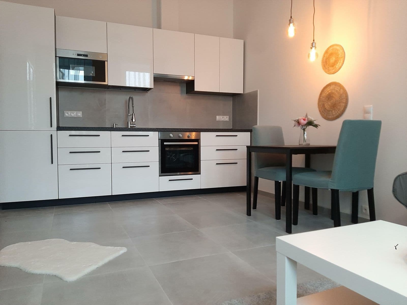 1 bedroom with open-plan kitchen flat to rent, 48 m², Nuselská, Prague, Prague 1 bedroom with open-plan kitchen flat to rent, 48 m², Nuselská, Prague, Prague