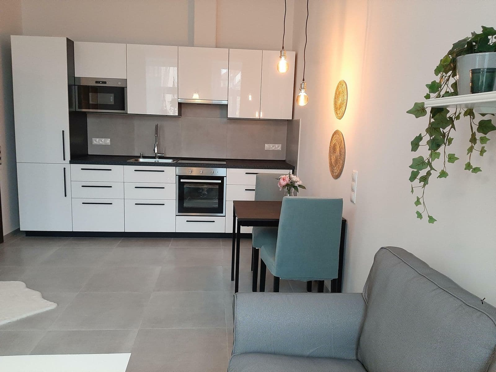 1 bedroom with open-plan kitchen flat to rent, 48 m², Nuselská, Prague, Prague 1 bedroom with open-plan kitchen flat to rent, 48 m², Nuselská, Prague, Prague