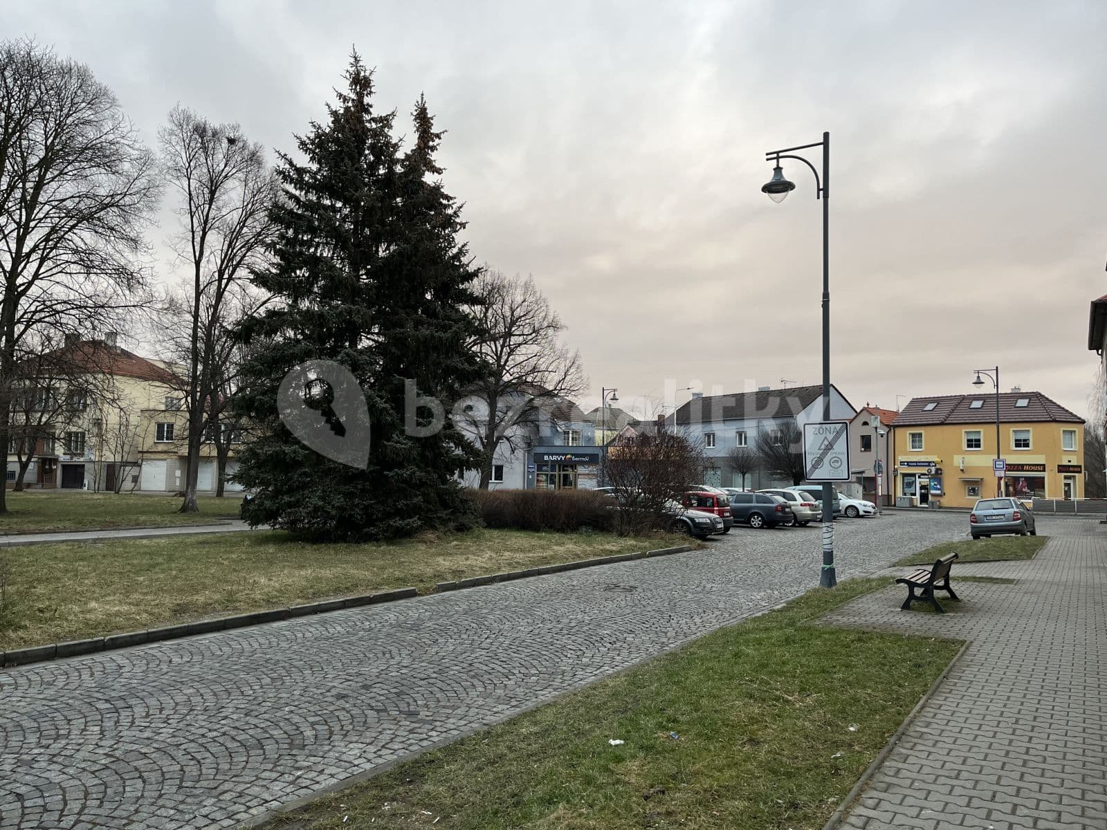 3 bedroom flat to rent, 120 m², Havlíčkovo nám., Kladno, Středočeský Region 3 bedroom flat to rent, 120 m², Havlíčkovo nám., Kladno, Středočeský Region