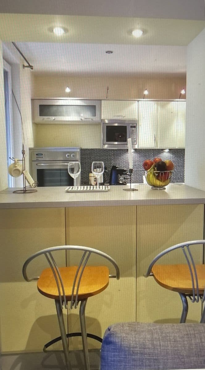 2 bedroom with open-plan kitchen flat to rent, 115 m², Běhounkova, Prague, Prague 2 bedroom with open-plan kitchen flat to rent, 115 m², Běhounkova, Prague, Prague