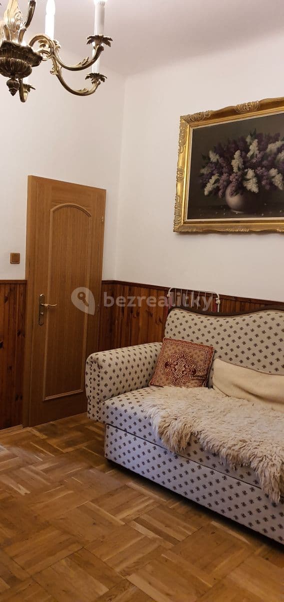 2 bedroom with open-plan kitchen flat to rent, 726 m², Na Betonce, Prague, Prague 2 bedroom with open-plan kitchen flat to rent, 726 m², Na Betonce, Prague, Prague