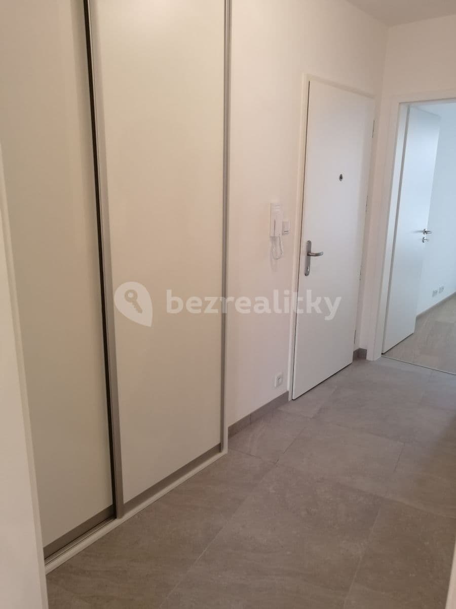 1 bedroom with open-plan kitchen flat to rent, 53 m², Olgy Havlové, Prague, Prague 1 bedroom with open-plan kitchen flat to rent, 53 m², Olgy Havlové, Prague, Prague