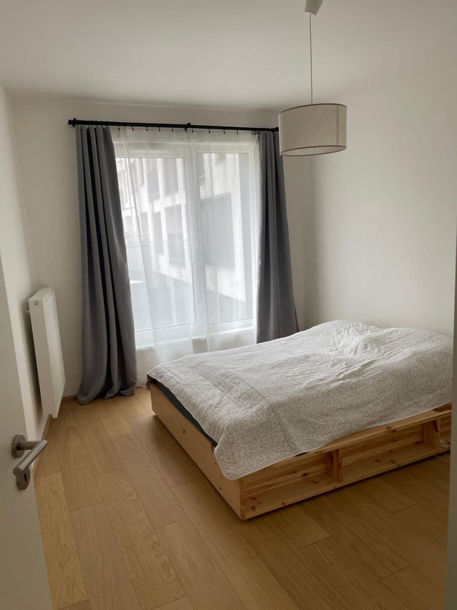 1 bedroom with open-plan kitchen flat to rent, 53 m², Olgy Havlové, Prague, Prague 1 bedroom with open-plan kitchen flat to rent, 53 m², Olgy Havlové, Prague, Prague