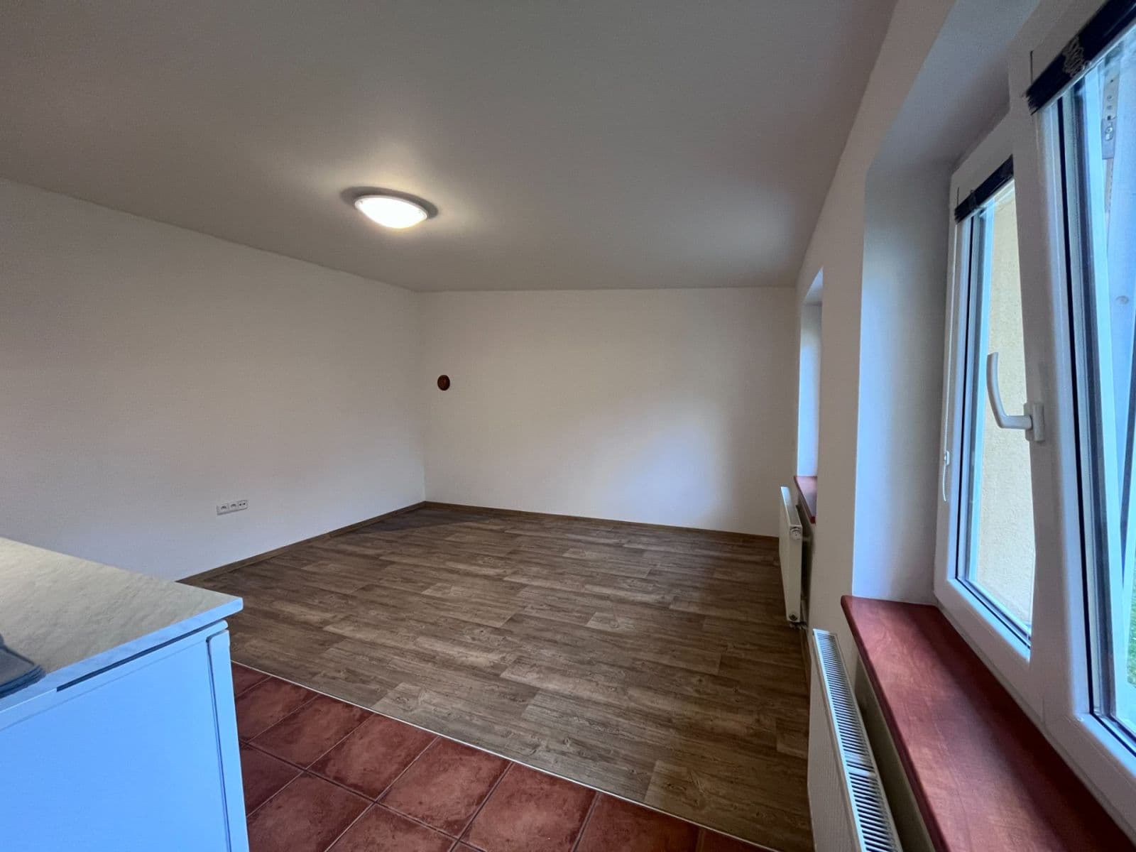 Studio flat to rent, 24 m², Kopaninská, Ořech, Středočeský Region Studio flat to rent, 24 m², Kopaninská, Ořech, Středočeský Region