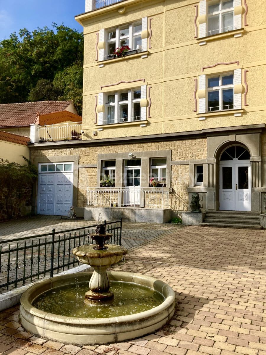 Studio flat to rent, 30 m², V Šáreckém údolí, Prague, Prague Studio flat to rent, 30 m², V Šáreckém údolí, Prague, Prague