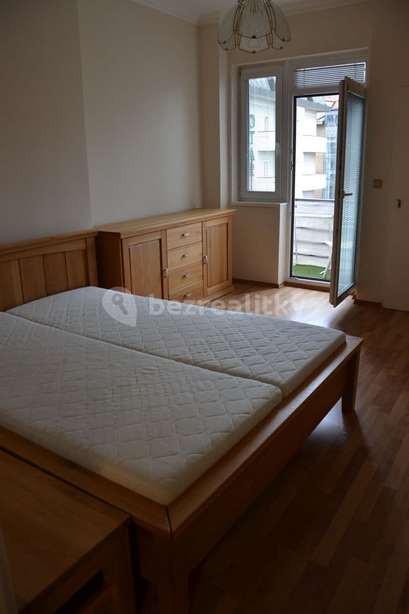 1 bedroom with open-plan kitchen flat to rent, 53 m², 5. května, Prague, Prague 1 bedroom with open-plan kitchen flat to rent, 53 m², 5. května, Prague, Prague