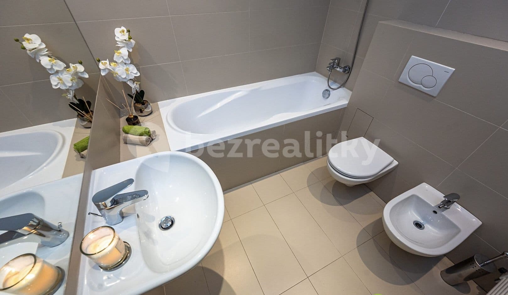 1 bedroom with open-plan kitchen flat to rent, 45 m², Bořivojova, Prague, Prague 1 bedroom with open-plan kitchen flat to rent, 45 m², Bořivojova, Prague, Prague