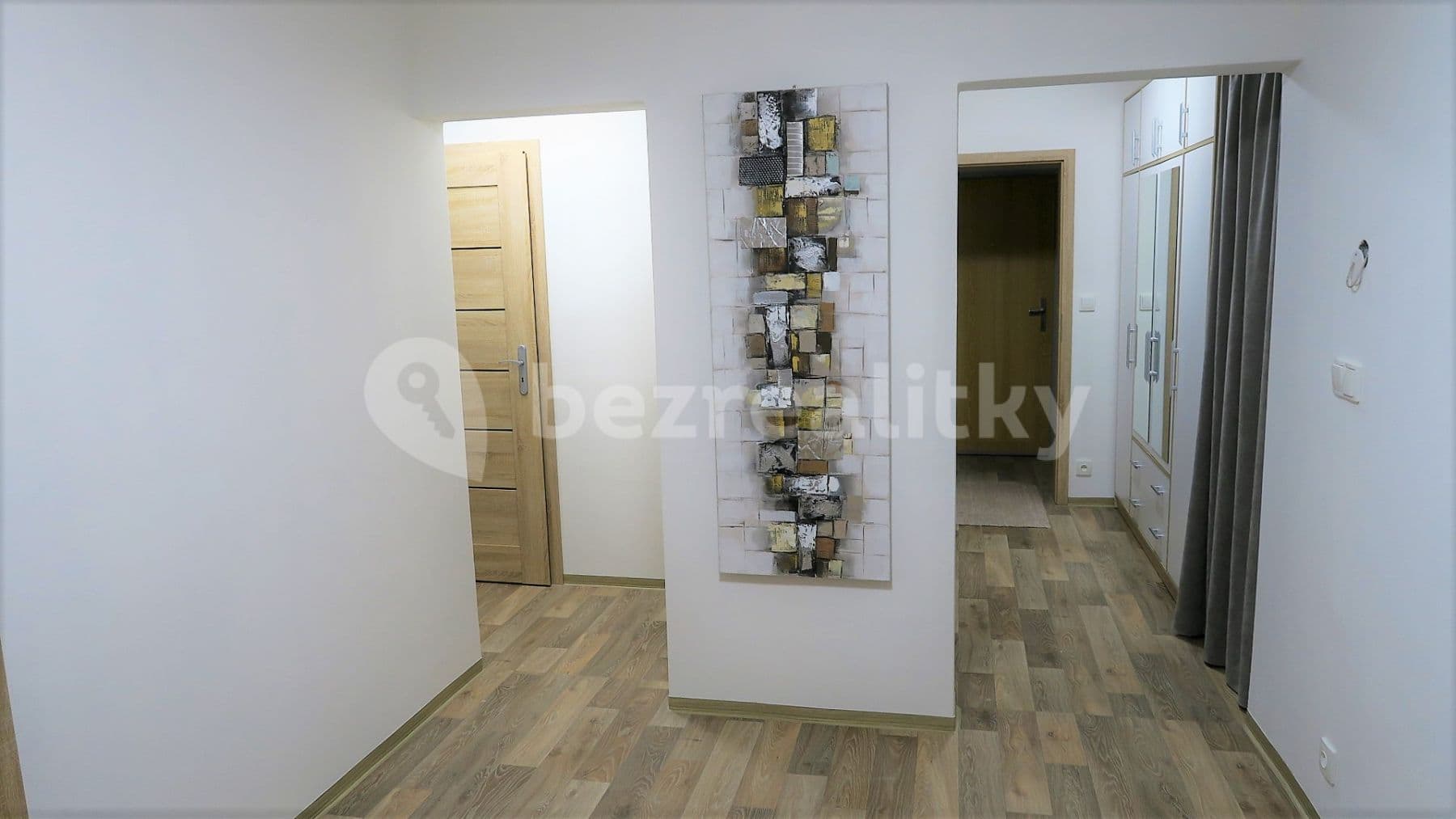 3 bedroom with open-plan kitchen flat to rent, 95 m², Doležalova, Prague, Prague 3 bedroom with open-plan kitchen flat to rent, 95 m², Doležalova, Prague, Prague