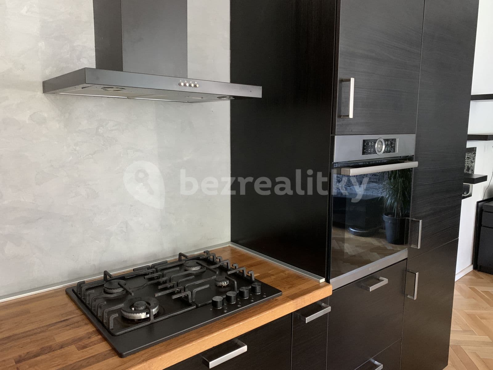 1 bedroom with open-plan kitchen flat to rent, 59 m², Fráni Šrámka, Prague, Prague 1 bedroom with open-plan kitchen flat to rent, 59 m², Fráni Šrámka, Prague, Prague