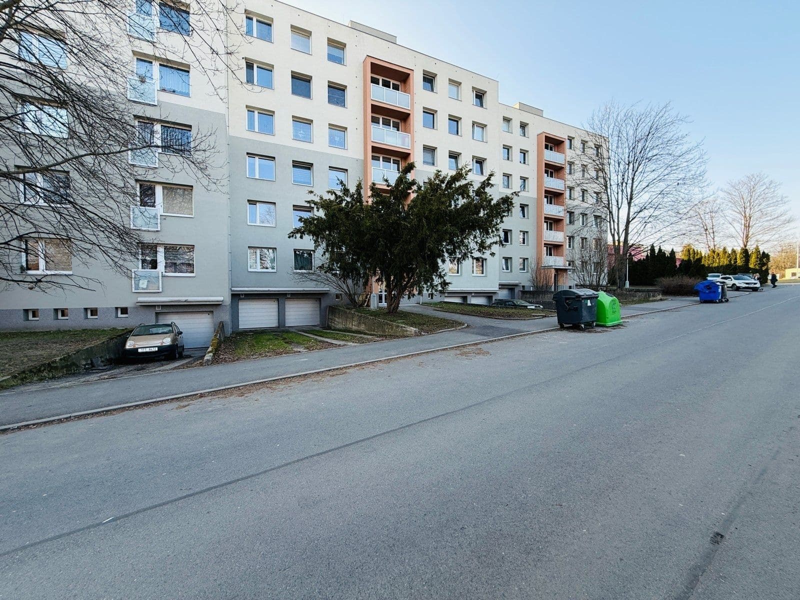 Studio flat to rent, 24 m², Lipová, Frýdek-Místek, Moravskoslezský Region Studio flat to rent, 24 m², Lipová, Frýdek-Místek, Moravskoslezský Region