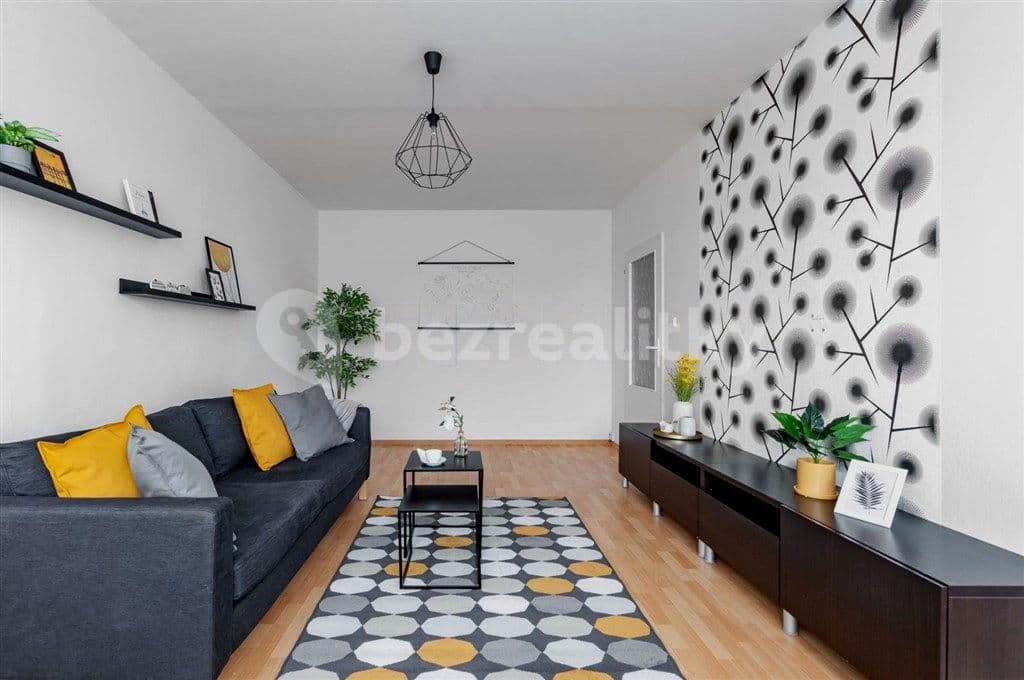 1 bedroom with open-plan kitchen flat to rent, 50 m², Anglická, Kladno, Středočeský Region 1 bedroom with open-plan kitchen flat to rent, 50 m², Anglická, Kladno, Středočeský Region