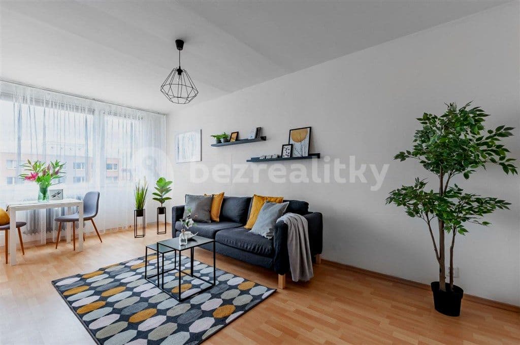 1 bedroom with open-plan kitchen flat to rent, 50 m², Anglická, Kladno, Středočeský Region 1 bedroom with open-plan kitchen flat to rent, 50 m², Anglická, Kladno, Středočeský Region
