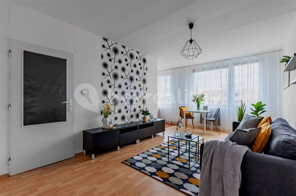 1 bedroom with open-plan kitchen flat to rent, 50 m², Anglická, Kladno, Středočeský Region 1 bedroom with open-plan kitchen flat to rent, 50 m², Anglická, Kladno, Středočeský Region