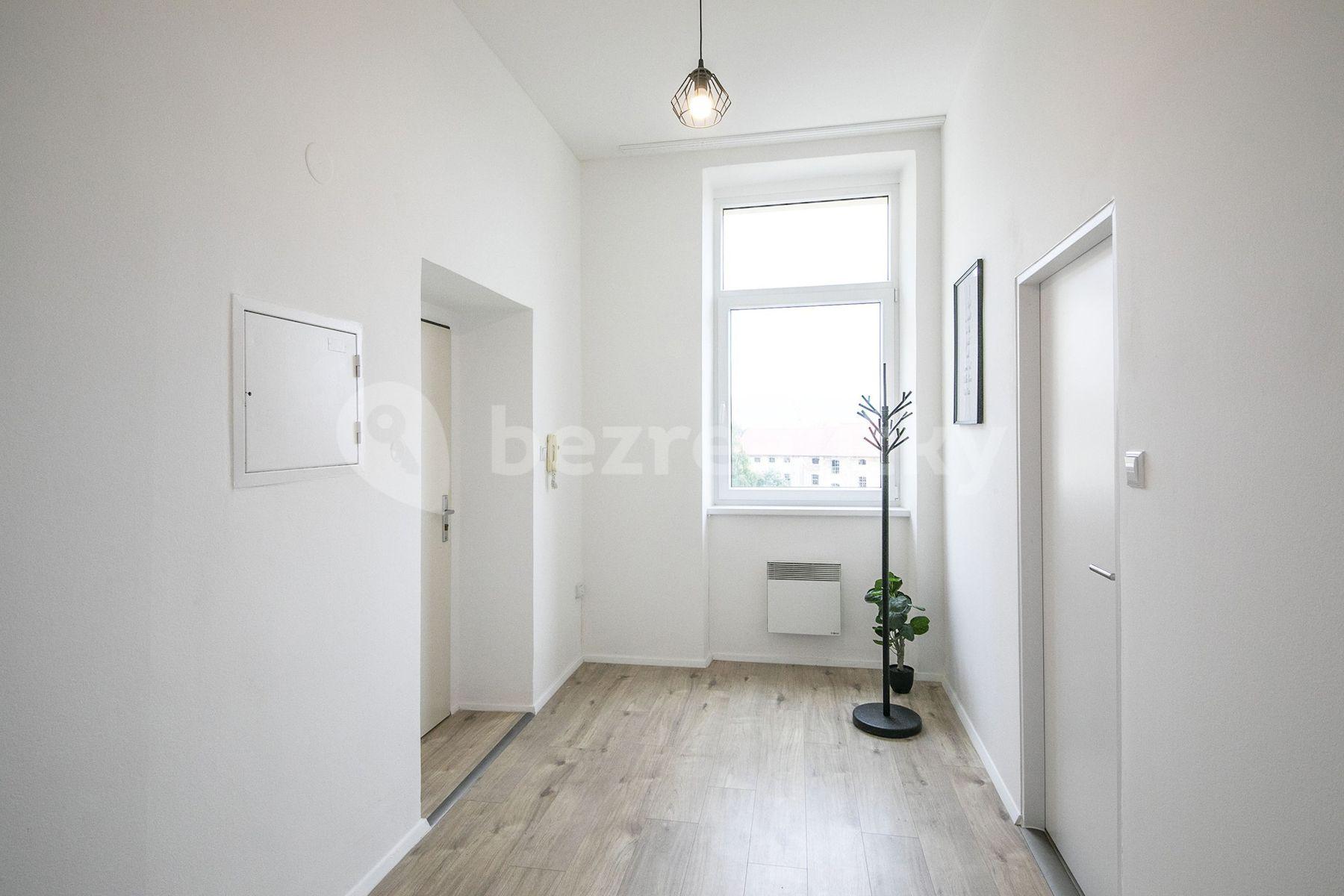 1 bedroom with open-plan kitchen flat for sale, 87 m², Lidická, Strakonice, Jihočeský Region