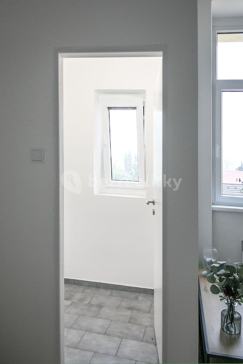 1 bedroom with open-plan kitchen flat for sale, 87 m², Lidická, Strakonice, Jihočeský Region