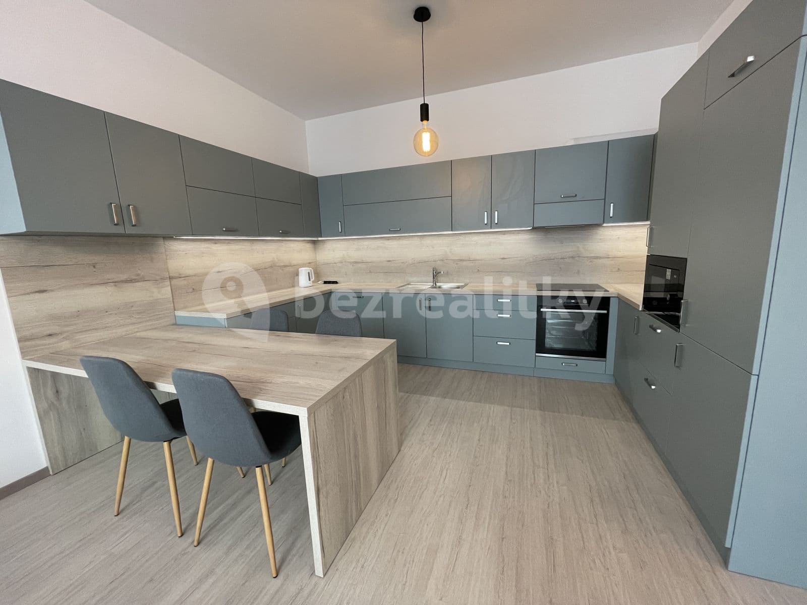 2 bedroom flat to rent, 62 m², Tomášikova, Ružinov, Bratislavský Region 2 bedroom flat to rent, 62 m², Tomášikova, Ružinov, Bratislavský Region