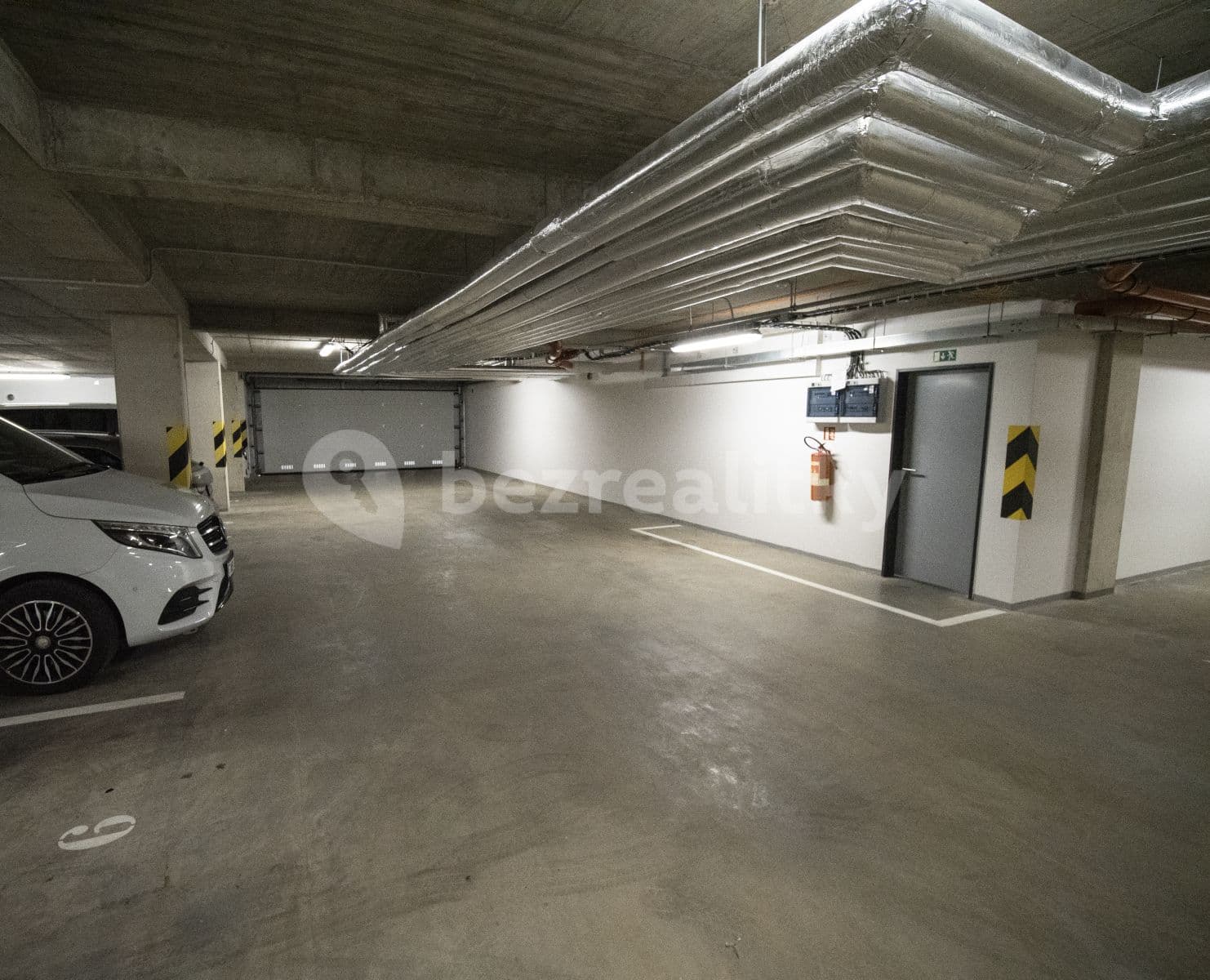 garage to rent, 12 m², Formanská, Prague, Prague garage to rent, 12 m², Formanská, Prague, Prague