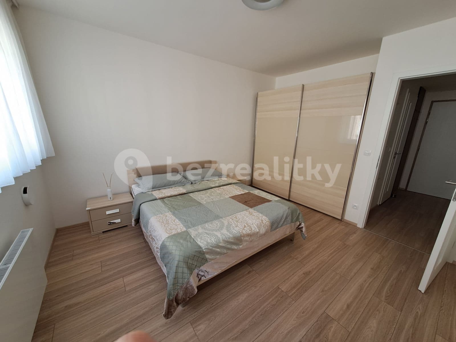 1 bedroom with open-plan kitchen flat to rent, 56 m², V Háji, Prague, Prague 1 bedroom with open-plan kitchen flat to rent, 56 m², V Háji, Prague, Prague