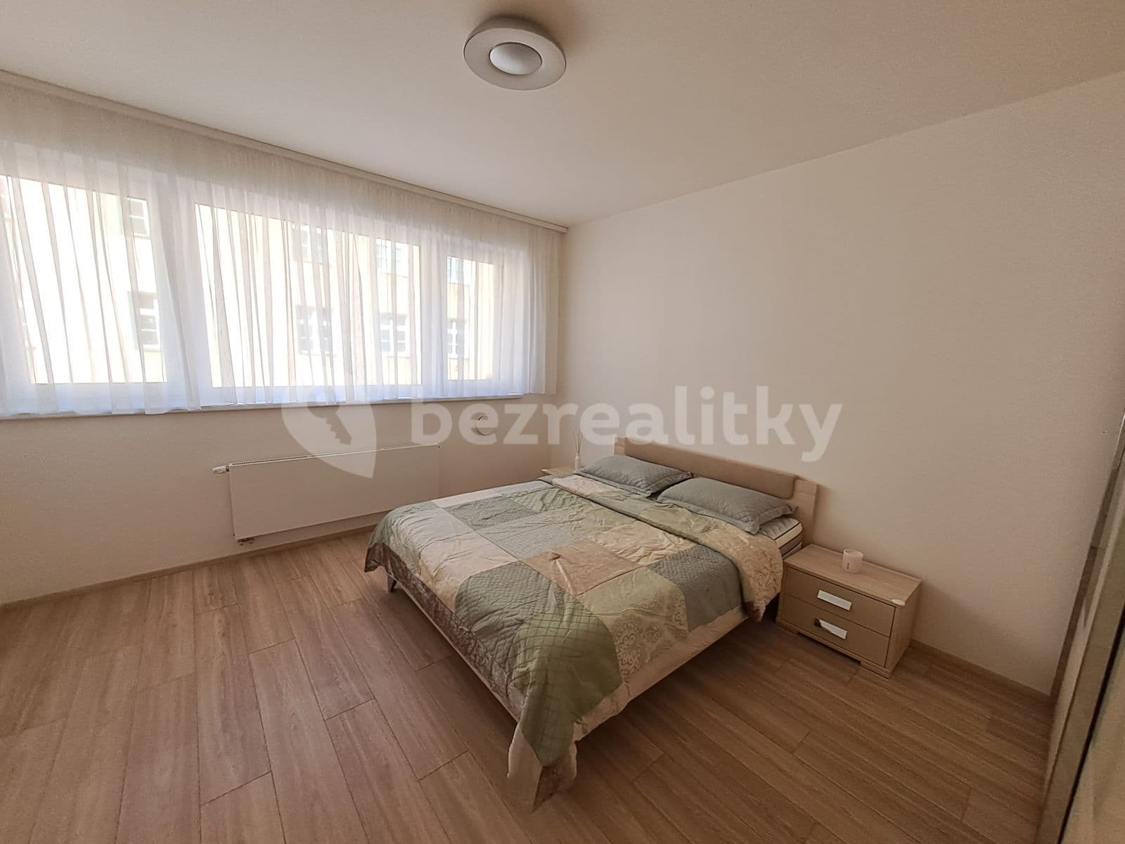 1 bedroom with open-plan kitchen flat to rent, 56 m², V Háji, Prague, Prague 1 bedroom with open-plan kitchen flat to rent, 56 m², V Háji, Prague, Prague