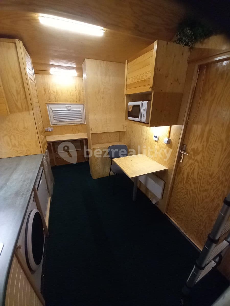 Studio flat to rent, 12 m², Branické náměstí, Prague, Prague Studio flat to rent, 12 m², Branické náměstí, Prague, Prague