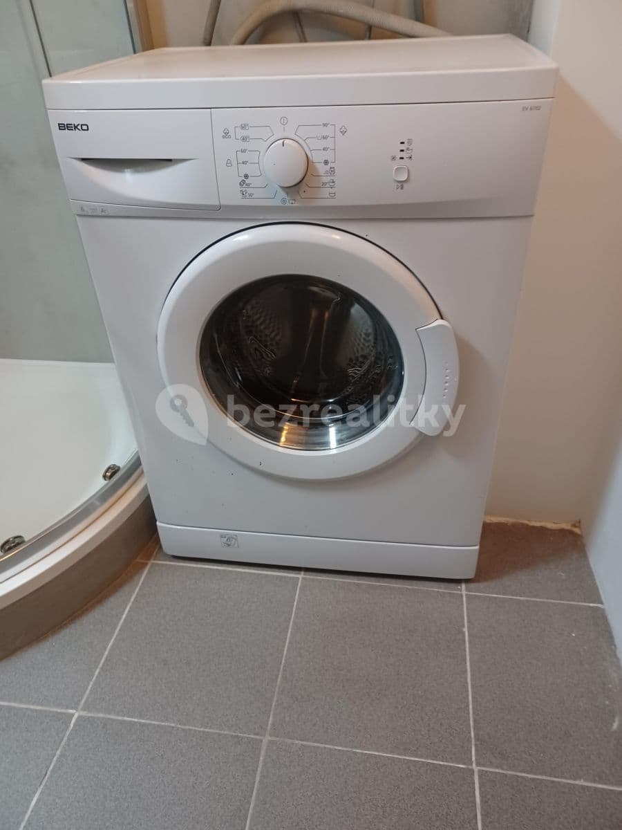 Small studio flat to rent, 21 m², Bělohorská, Prague, Prague Small studio flat to rent, 21 m², Bělohorská, Prague, Prague