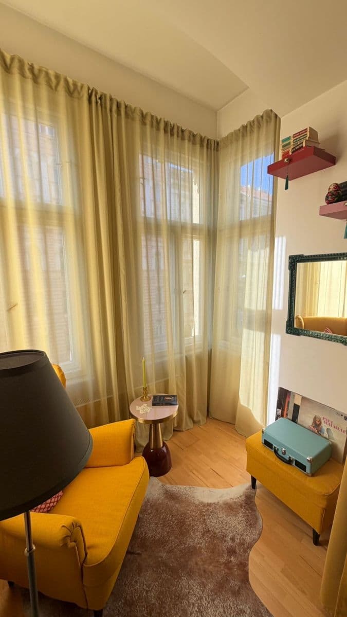 1 bedroom with open-plan kitchen flat to rent, 57 m², Tyršova, Prague, Prague 1 bedroom with open-plan kitchen flat to rent, 57 m², Tyršova, Prague, Prague