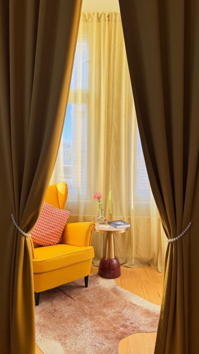 1 bedroom with open-plan kitchen flat to rent, 57 m², Tyršova, Prague, Prague 1 bedroom with open-plan kitchen flat to rent, 57 m², Tyršova, Prague, Prague