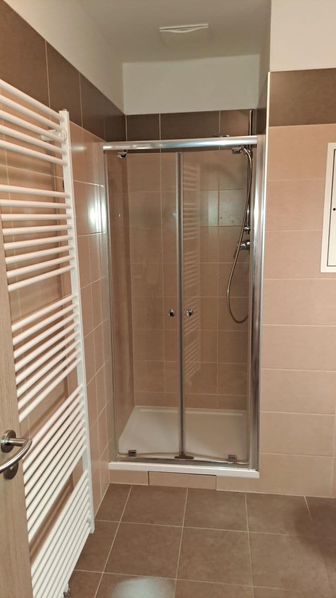 1 bedroom with open-plan kitchen flat to rent, 31 m², K Vystrkovu, Prague, Prague 1 bedroom with open-plan kitchen flat to rent, 31 m², K Vystrkovu, Prague, Prague