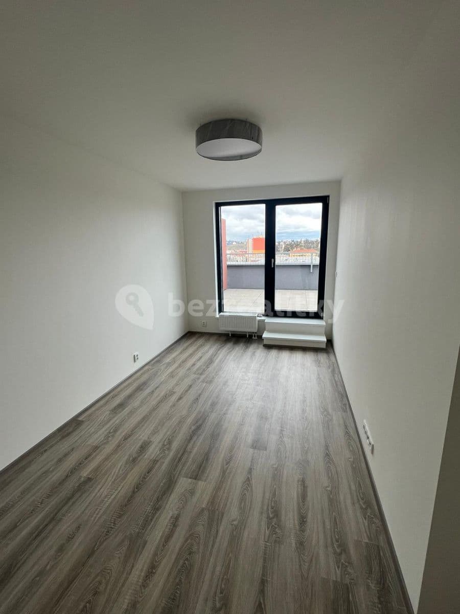 1 bedroom with open-plan kitchen flat to rent, 53 m², K Vystrkovu, Prague, Prague 1 bedroom with open-plan kitchen flat to rent, 53 m², K Vystrkovu, Prague, Prague