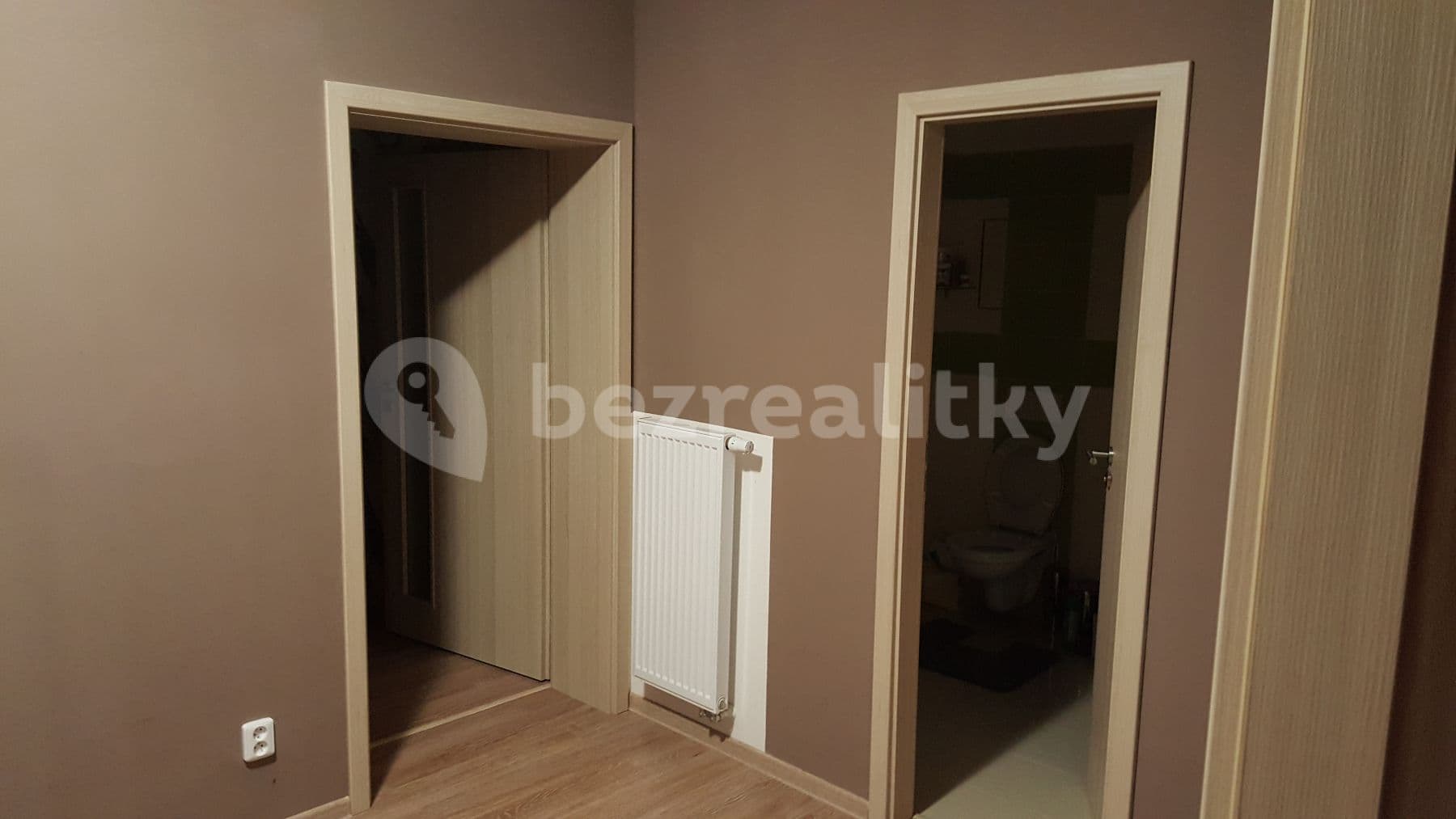 2 bedroom with open-plan kitchen flat to rent, 54 m², bratří Mrštíků, Brno, Jihomoravský Region 2 bedroom with open-plan kitchen flat to rent, 54 m², bratří Mrštíků, Brno, Jihomoravský Region