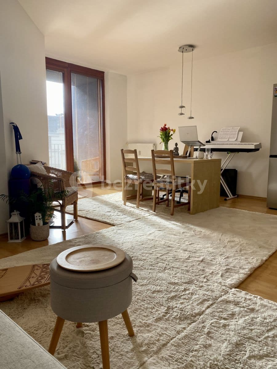 1 bedroom with open-plan kitchen flat to rent, 55 m², Litoměřická, Prague, Prague 1 bedroom with open-plan kitchen flat to rent, 55 m², Litoměřická, Prague, Prague