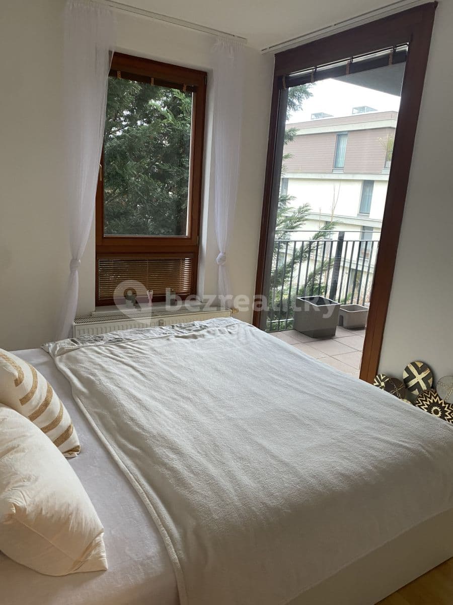 1 bedroom with open-plan kitchen flat to rent, 55 m², Litoměřická, Prague, Prague 1 bedroom with open-plan kitchen flat to rent, 55 m², Litoměřická, Prague, Prague