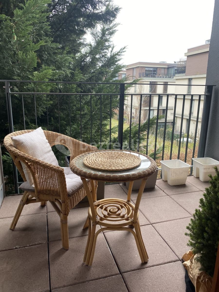 1 bedroom with open-plan kitchen flat to rent, 55 m², Litoměřická, Prague, Prague 1 bedroom with open-plan kitchen flat to rent, 55 m², Litoměřická, Prague, Prague