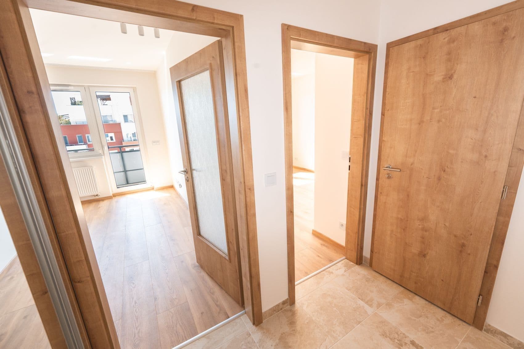 1 bedroom with open-plan kitchen flat to rent, 46 m², Miloše Havla, Prague, Prague 1 bedroom with open-plan kitchen flat to rent, 46 m², Miloše Havla, Prague, Prague