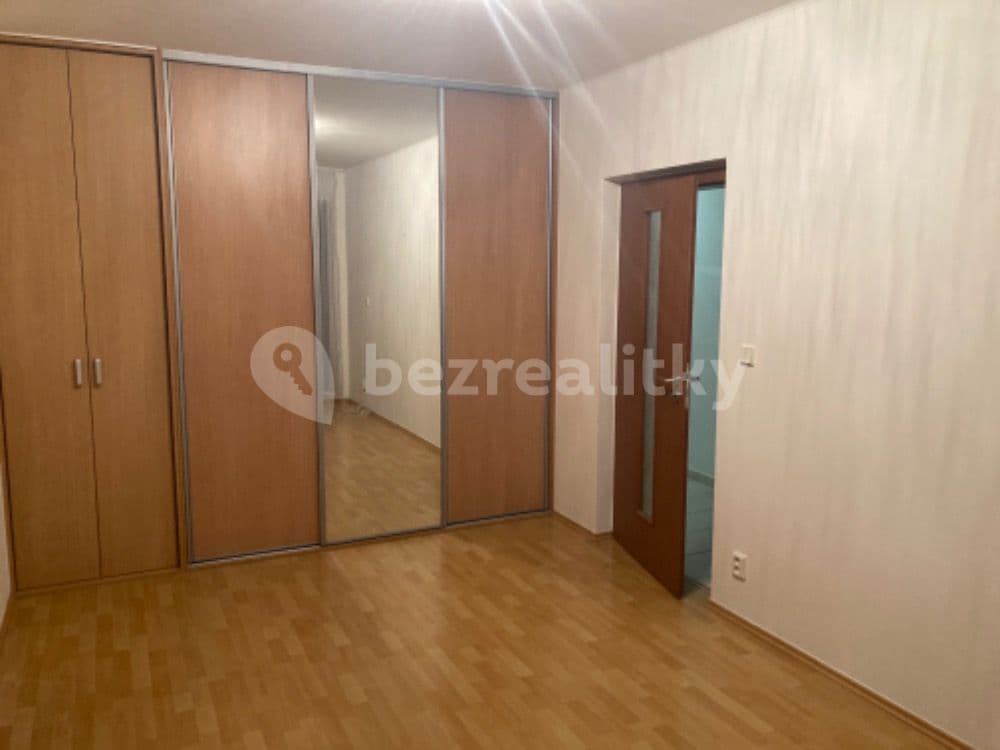 2 bedroom with open-plan kitchen flat to rent, 86 m², Nad Mlýnským potokem, Prague, Prague
