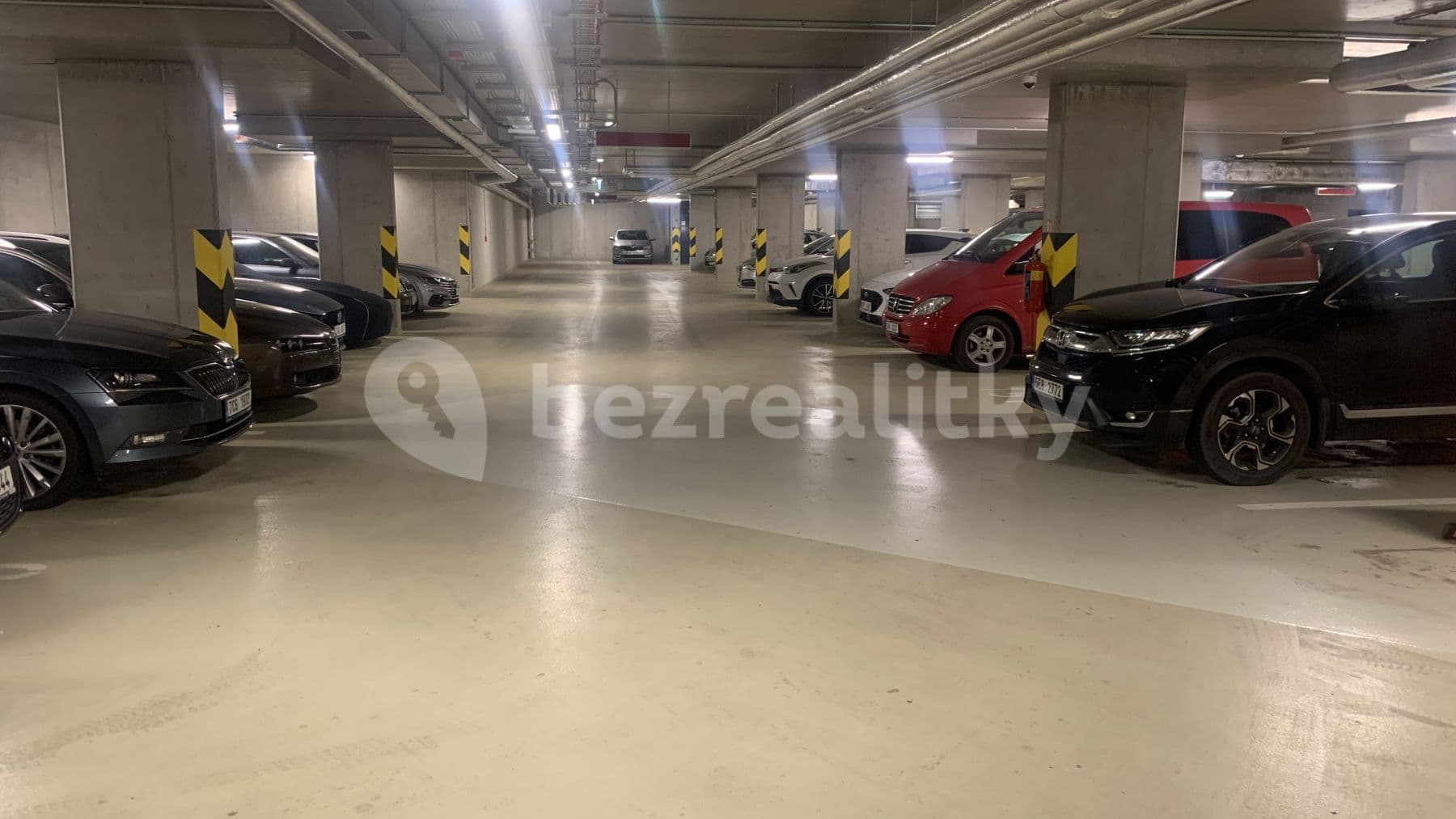 garage to rent, 16 m², Zvěřinova, Prague, Prague garage to rent, 16 m², Zvěřinova, Prague, Prague