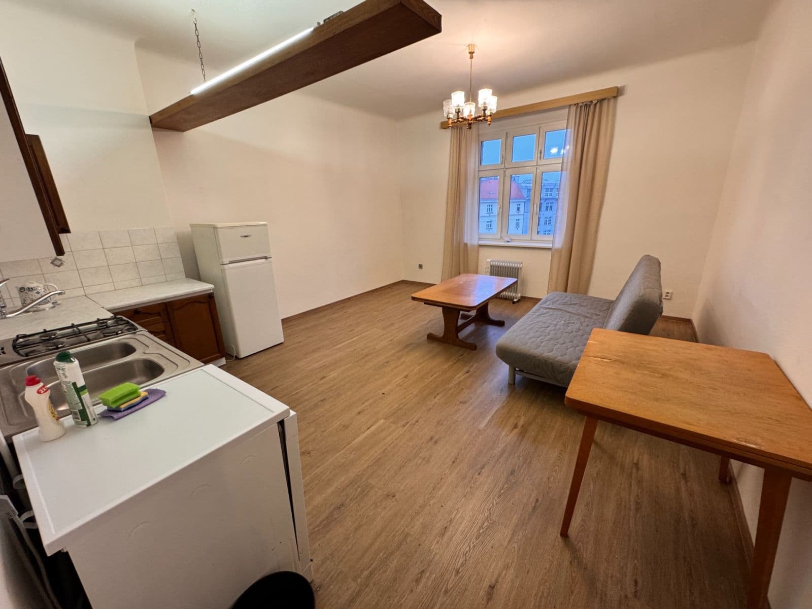 1 bedroom with open-plan kitchen flat to rent, 55 m², Komunardů, Prague, Prague 1 bedroom with open-plan kitchen flat to rent, 55 m², Komunardů, Prague, Prague