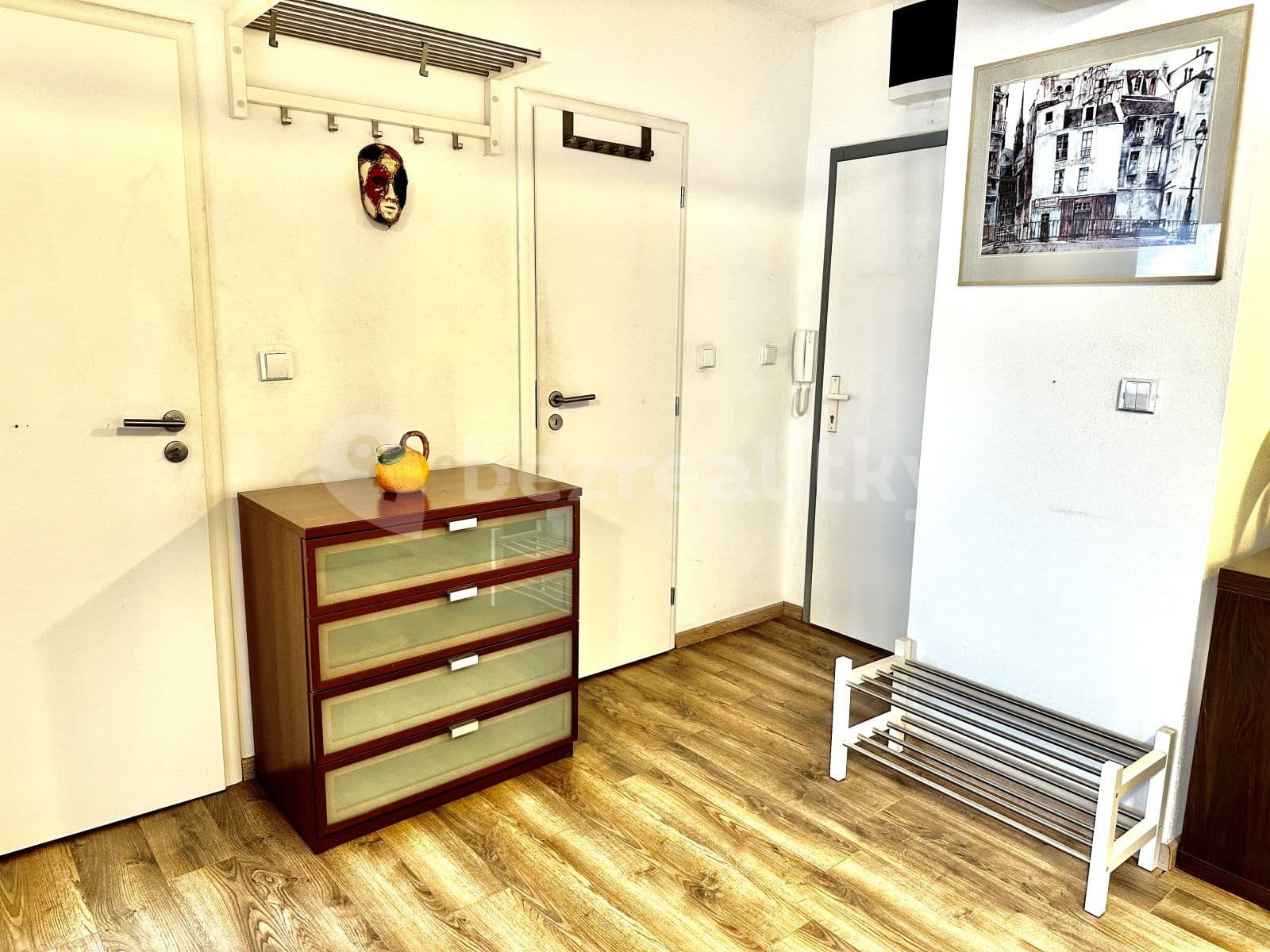 1 bedroom with open-plan kitchen flat to rent, 45 m², Ke Strašnické, Prague, Prague 1 bedroom with open-plan kitchen flat to rent, 45 m², Ke Strašnické, Prague, Prague
